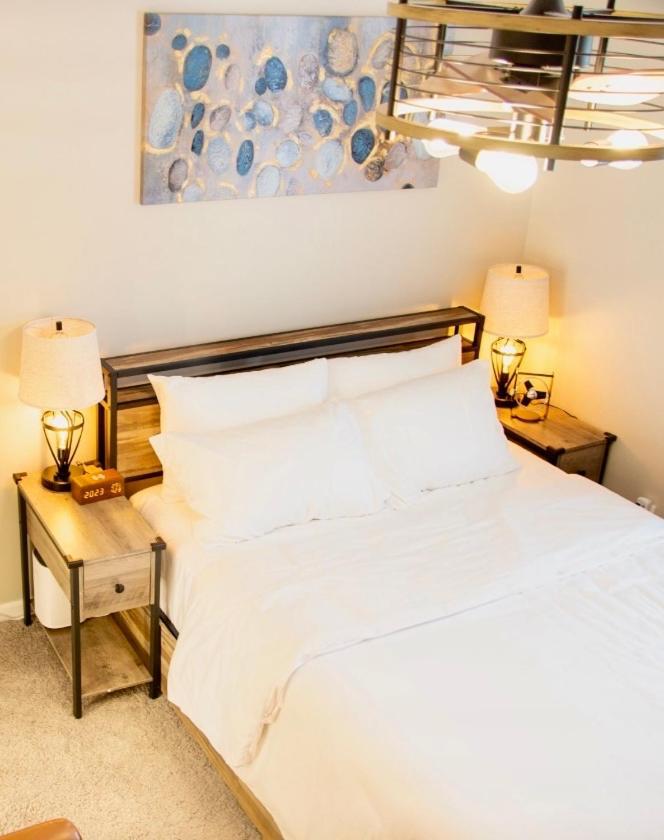 Hometel Premium Guest Suite W/ Private Entrance Ypsilanti Extérieur photo